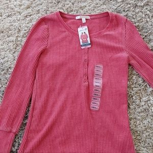 womens longsleve shirt size small